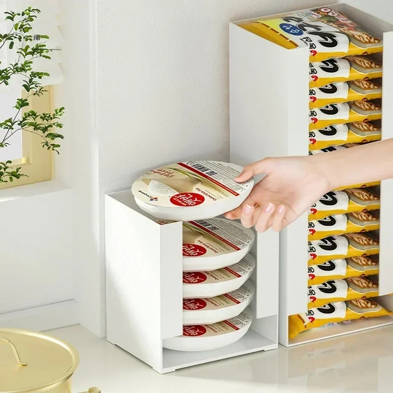 Contenitore per Noodle Istanta - Kitchen Baking Tins recensione e prezzo